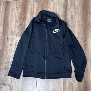 Nike youth Black full zip Jacket, size L. Athletic wear, athleisure